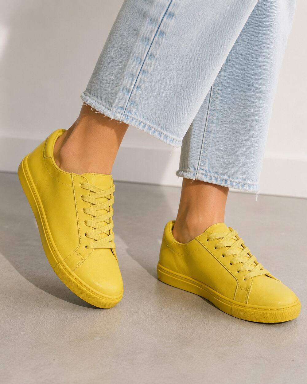 Kenneth Cole Women’s Sneakers sz  6 Sunny Yellow NEW # box 743